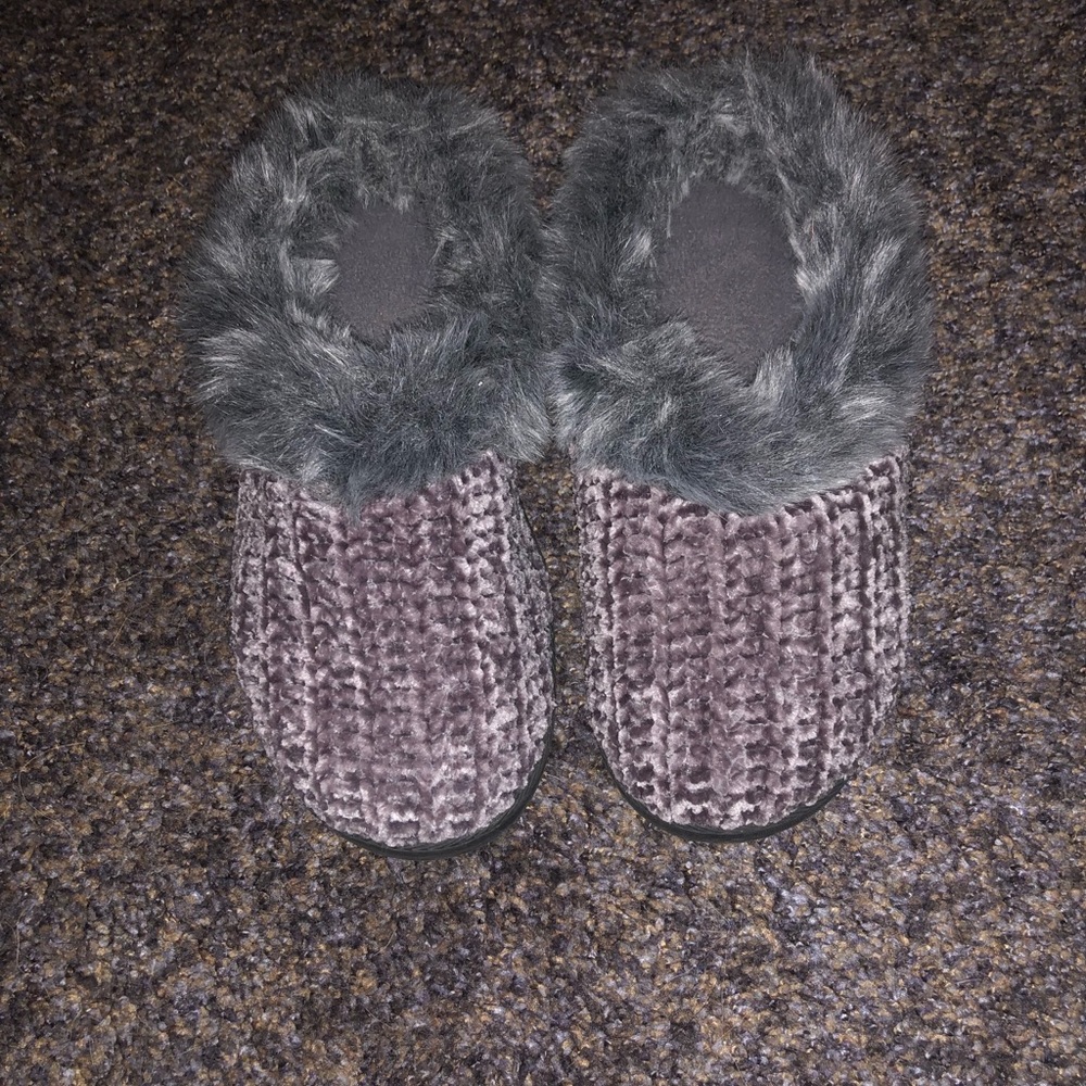 Dearfoam house slippers